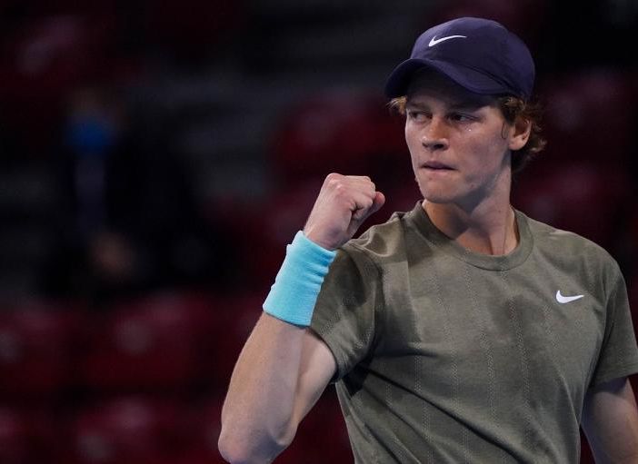 Jannik Sinner esulta (foto Getty Images)