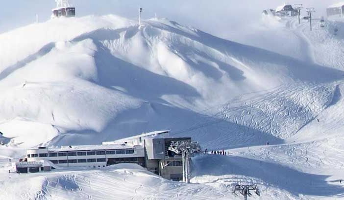 Troppa neve e rischio valanghe a St. Anton, cancellata la tappa di Coppa del mondo femminile del fine settimana