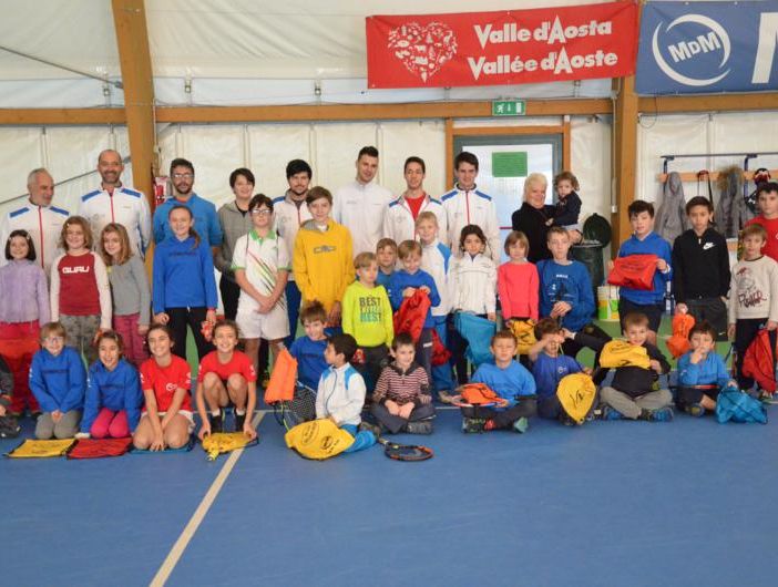 In Festa i giovani della Scuola Tennis del Tennis Club Chatillon Saint-Vincent