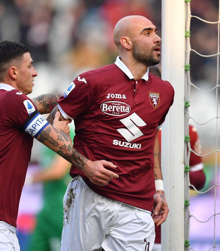 Calcio: Serie A; corsa a tre per lo scudetto, frena il Cagliari
