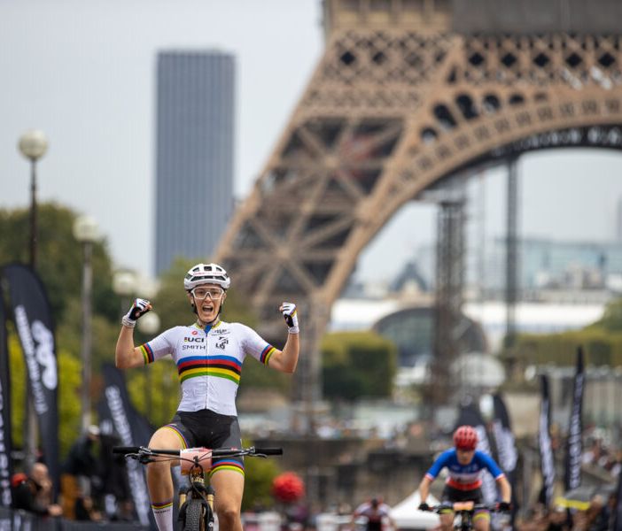 Ciclismo: Gaia Tormena illumina la Ville Lumière dominando la tappa Xce di Parigi
