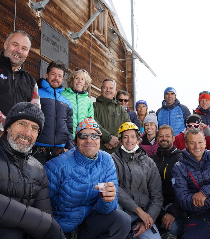 Foto di gruppo per gli organizzatori italiani ed elvetici di Trek+