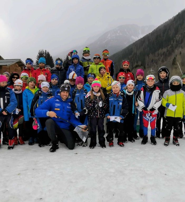 Foto di gruppo della premiazione (cliccare sull'immagine per avviare la gallery)