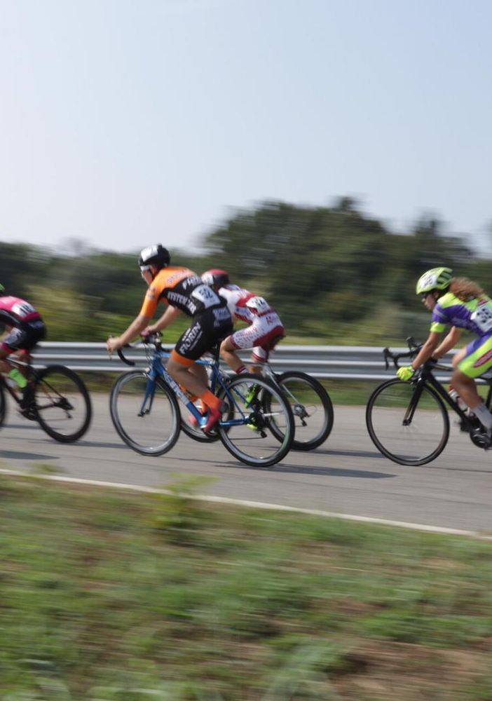 Ciclismo: Bene Blanc, Bortolotti e Cuaz a Valdengo