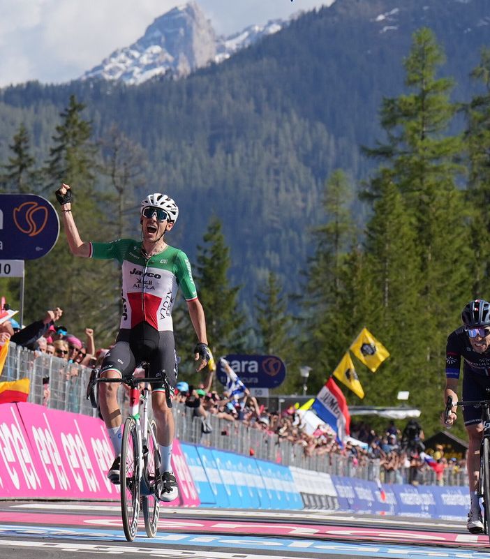 GIRO D'ITALIA: FILIPPO ZANA VINCE LA DICIOTTESIMA TAPPA