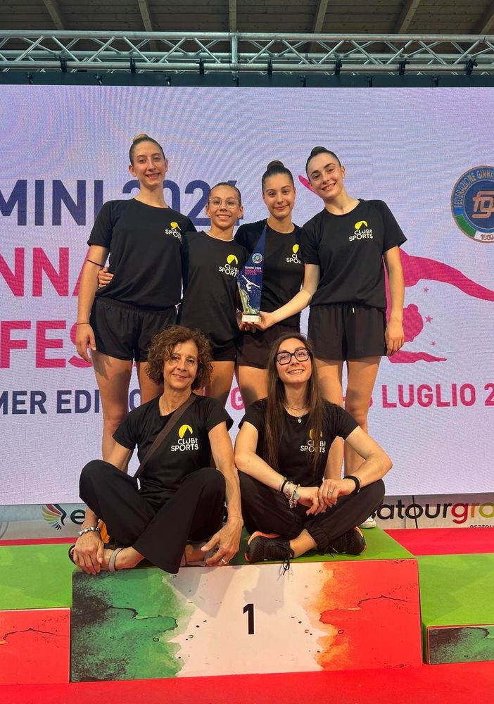 Avallone Emilie, Bo Aimee,Cairo Anna, Cuaz Cecilia. Sotto le istruttrici  Monica Mondino  e Carlotta Pellissier