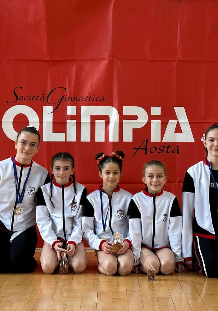 Alice Esposito Anna Stella Neyroz, Alice Jorioz, Martina Fusetti e Nicole Désandré