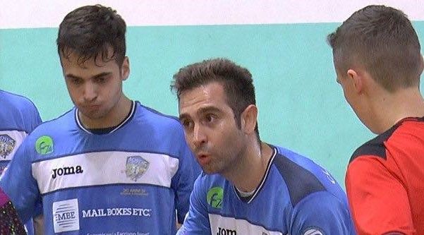 Rodrigo Rosa (al centro), Tiago Calli, e George Monteiro da Silva risiedono a San Paolo del Brasile, epicentro dell'epidemia Rodrigo Rosa (al centro), Tiago Calli, e George Monteiro da Silva risiedono a San Paolo del Brasile, epicentro dell'epidemia