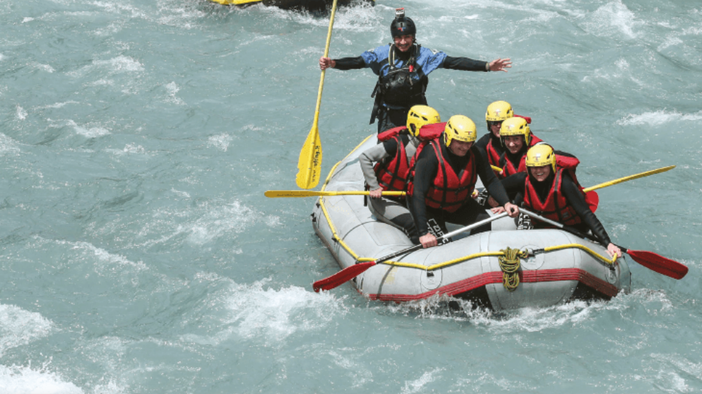 Team building all'aria aperta: perché le aziende scelgono il fiume Team building all'aria aperta: perché le aziende scelgono il fiume