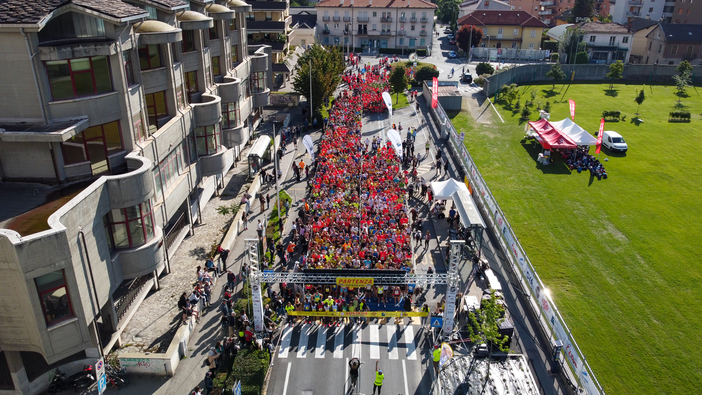 Nasce il concorso ”Racconta AOSTA21K” in collaborazione con Film Commission Vallée d’Aoste e Aiace Valle d’Aosta Nasce il concorso ”Racconta AOSTA21K” in collaborazione con Film Commission Vallée d’Aoste e Aiace Valle d’Aosta
