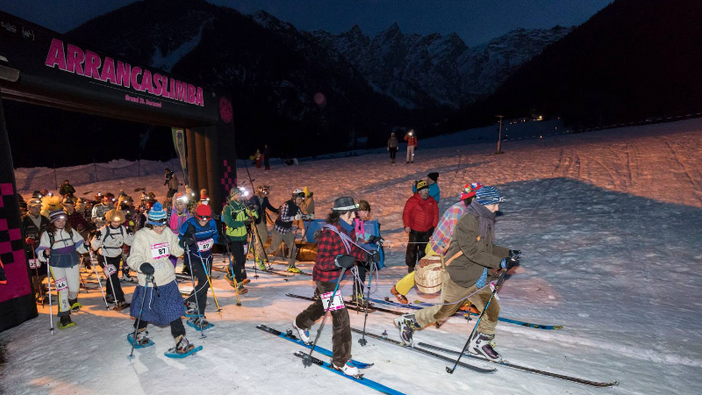 Trail: A Saint-Oyen il goliardico 'Arrancaslimba' sulla neve battuta Trail: A Saint-Oyen il goliardico 'Arrancaslimba' sulla neve battuta