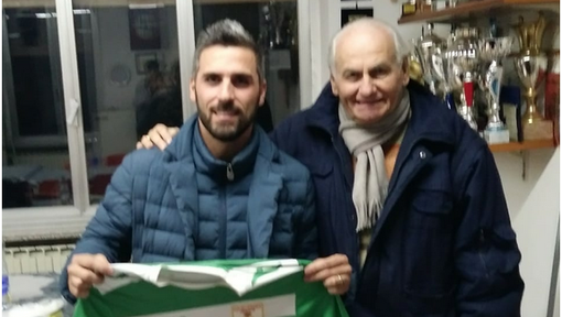 Jodi Sacco con il presidente del Villafranca Luca Panetta