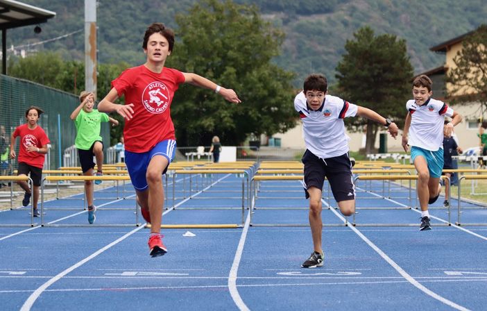 Davide Merighi, nell'articolo Carlotta Giovanetto (foto Fidal VdA) Davide Merighi, nell'articolo Carlotta Giovanetto (foto Fidal VdA)
