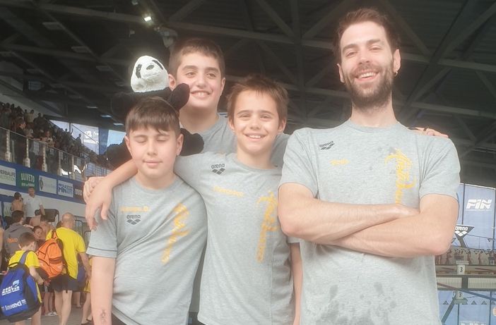 Da sn:  Daddi Jacopo, Fazari Gerardo, Amendolia Francesco, e il tecnico Federico Gottardi