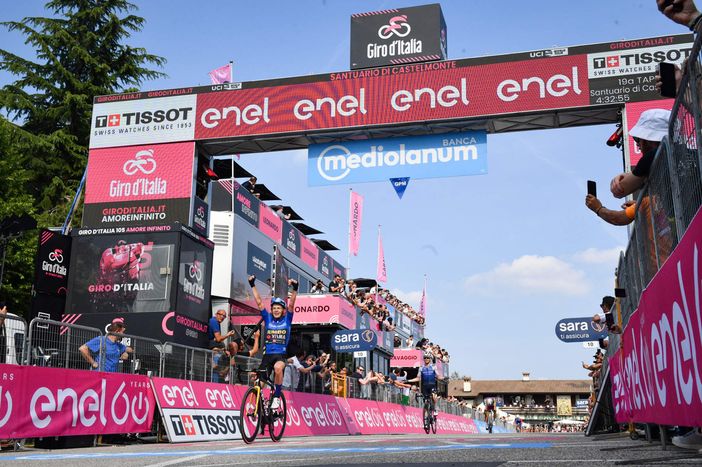 GIRO ITALIA: BOUWMAN, AZZURRO INTENSO GIRO ITALIA: BOUWMAN, AZZURRO INTENSO