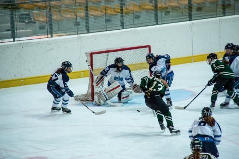 Hockey: U17; l'Asiago detta legge a spese dei Gladiators Hockey: U17; l'Asiago detta legge a spese dei Gladiators