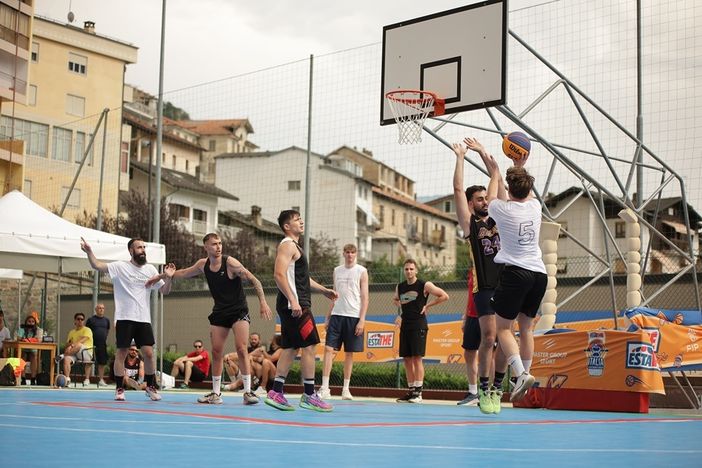 Saint-Vincent capitale dello sport: La Piazza 2026 entra nel vivo tra spettacolo, campioni e primi verdetti Saint-Vincent capitale dello sport: La Piazza 2026 entra nel vivo tra spettacolo, campioni e primi verdetti