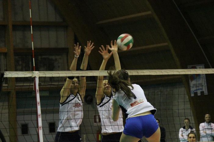 Volley: Serie D, sconfitte al tie break le ragazze del Ccs Cogne