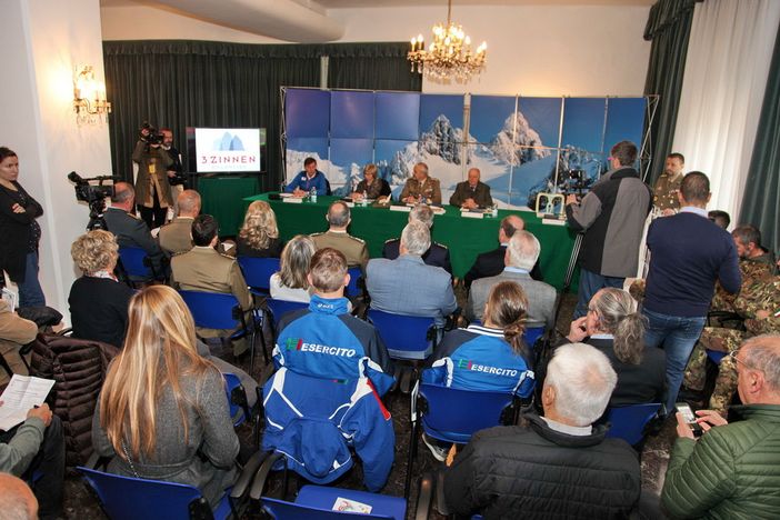 Presentati a Bolzano i 69^ Campionati Sciistici delle Truppe Alpine Presentati a Bolzano i 69^ Campionati Sciistici delle Truppe Alpine