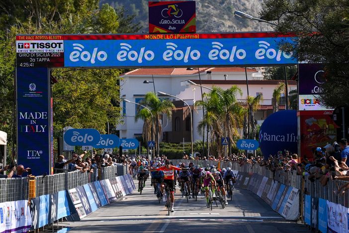 GIRO DELLA SICILIA EOLO: Molano centra il bis