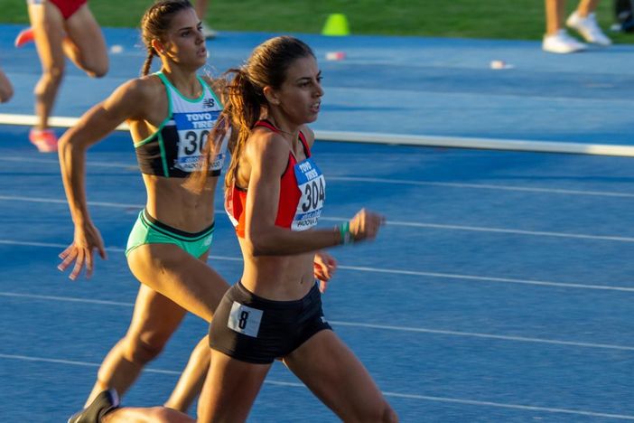 Eleonora Marchiando nella finale dei 400hs Eleonora Marchiando nella finale dei 400hs