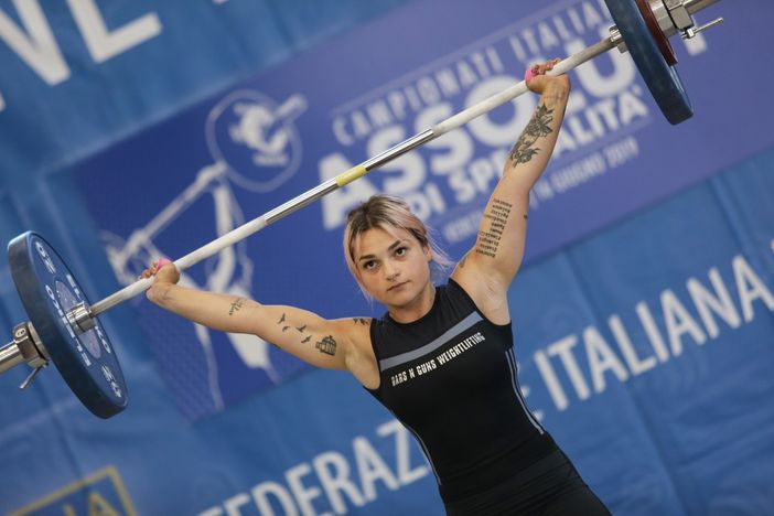 Pesistica: Noemi Kraja sfiora il podio con il personale di 91 kg Pesistica: Noemi Kraja sfiora il podio con il personale di 91 kg
