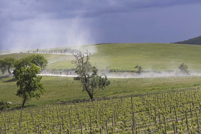 Ciclismo: Confermato dal 3 al 25 ottobre Giro d'Italia. Si riparte il primo agosto con Le Strade Bianche