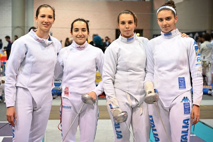 Aereonatica Militare Femminile (foto (BIZZI /FEDERSCHERMA) Aereonatica Militare Femminile (foto (BIZZI /FEDERSCHERMA)
