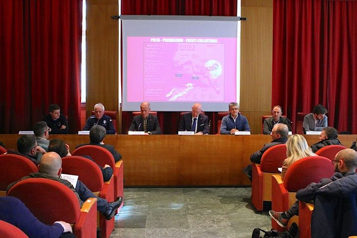 Sci: Marcia di avvicinamento alla CdM femminile a La Thuiile