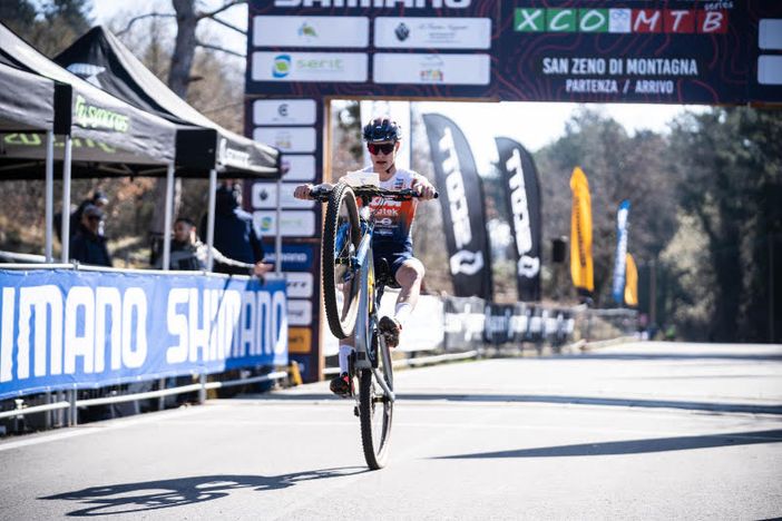 Ciclismo: Gabriel Borre si aggiudica la gara e la maglia di Leader degli Internazionali D'Italia Ciclismo: Gabriel Borre si aggiudica la gara e la maglia di Leader degli Internazionali D'Italia