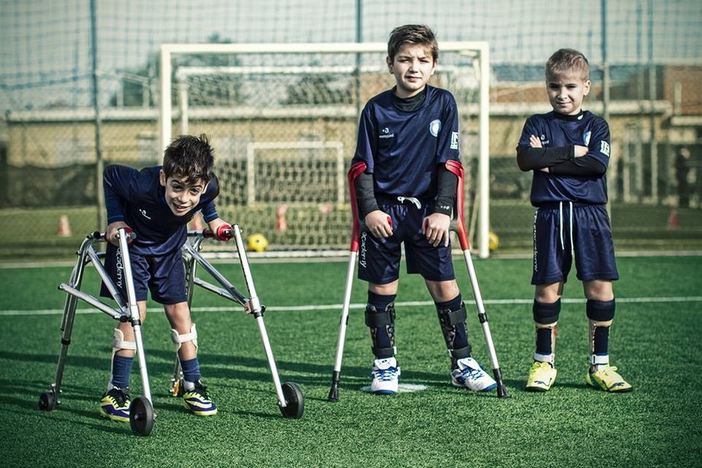 La solidarietà fa gol, "Vivaio Italia" destina una parte dei suoi fondi agli "Insuperabili" La solidarietà fa gol, "Vivaio Italia" destina una parte dei suoi fondi agli "Insuperabili"