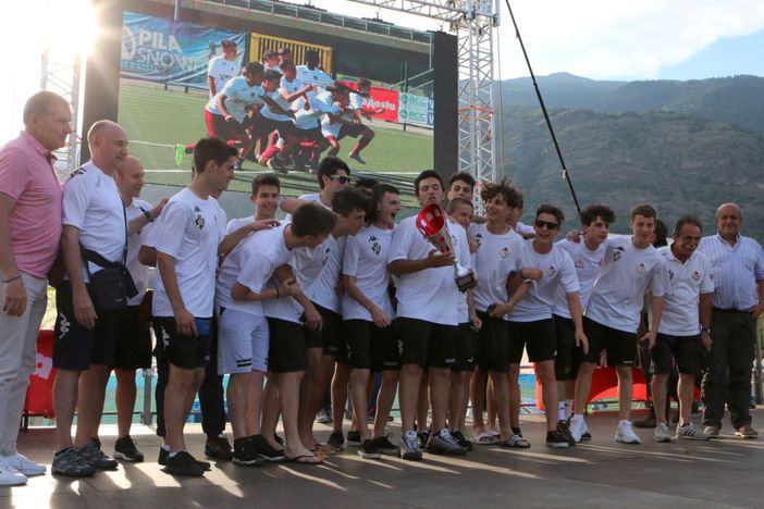 Il Quincitava sul podio del 'Livio Forma' (cliccare sull'immagine per avviare la minigallery) Il Quincitava sul podio del 'Livio Forma' (cliccare sull'immagine per avviare la minigallery)