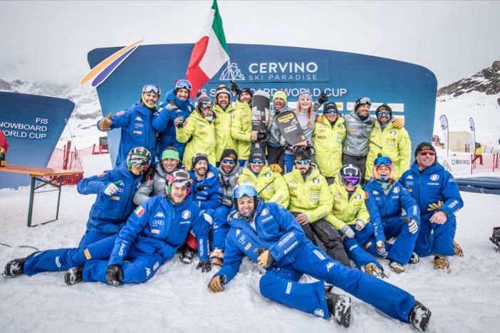 Snowborcross: Cervinia si tinge di azzurro