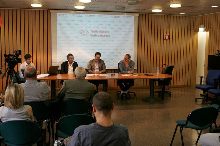 Calcio: Tante novità al 1° McLion Trophy – 8° Trofeo Valle d’Aosta Calcio Calcio: Tante novità al 1° McLion Trophy – 8° Trofeo Valle d’Aosta Calcio