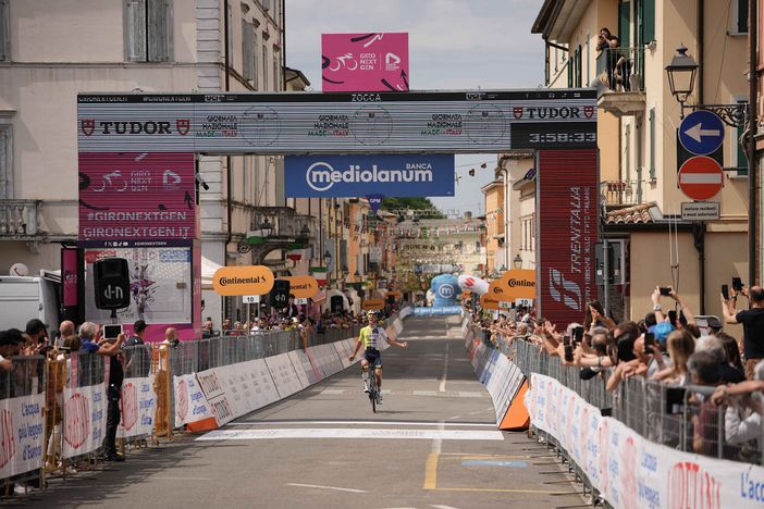 HUUB ARTZ VINCE LA SETTIMA TAPPA DEL GIRO NEXT GEN JARNO WIDAR RIMANE IN MAGLIA ROSA HUUB ARTZ VINCE LA SETTIMA TAPPA DEL GIRO NEXT GEN JARNO WIDAR RIMANE IN MAGLIA ROSA