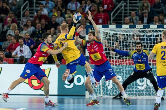 Pallamano: L'antico e amato sport 'resuscita' in Valle d'Aosta Pallamano: L'antico e amato sport 'resuscita' in Valle d'Aosta