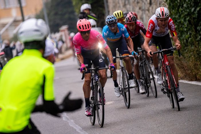 Ciclismo: A Superga 100% Woods