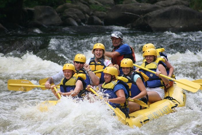 Sport fluviali: fare rafting sulla Dora Baltea con Rafting Republic Sport fluviali: fare rafting sulla Dora Baltea con Rafting Republic