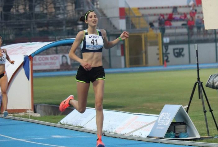 Atletica: L’azzurro porta bene a Silvia Gradizzi record personale e finale dei 300mt europei under 20 di Tallin Atletica: L’azzurro porta bene a Silvia Gradizzi record personale e finale dei 300mt europei under 20 di Tallin