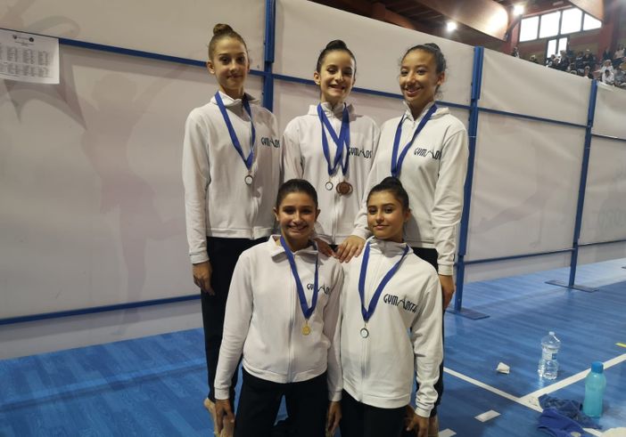 Da sn in piedi Vittone, Perrier, Marinone e in ginocchio Masoni e Antonacci (cliccare sull'immagine per avviare la gallery)