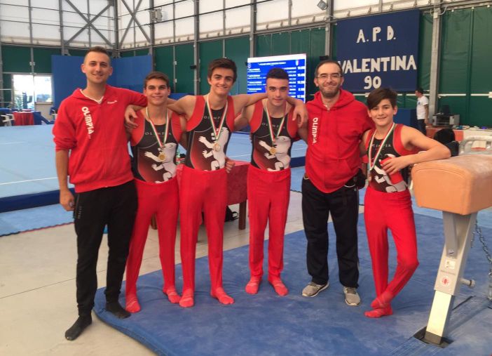 Andrea Dondeynaz, Samuele Gallo, Tommaso Morra Di Cella, Alessandro Arosio, Ferdinando Montanaro e Lorenzo Mattana. Andrea Dondeynaz, Samuele Gallo, Tommaso Morra Di Cella, Alessandro Arosio, Ferdinando Montanaro e Lorenzo Mattana.