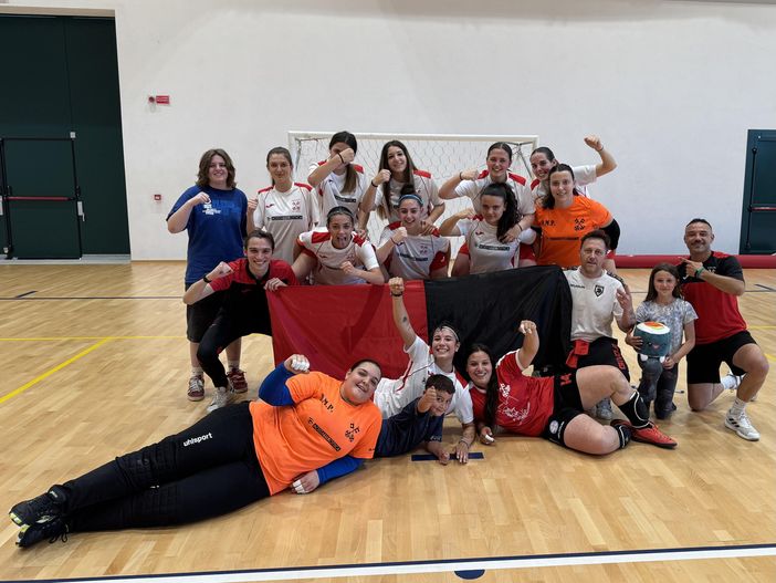 Calcio: Le ragazze della Valle conquistano l’Italia; Saint-Pierre U19 in semifinale scudetto Calcio: Le ragazze della Valle conquistano l’Italia; Saint-Pierre U19 in semifinale scudetto