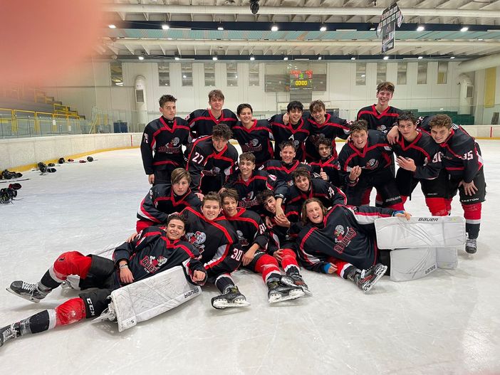 hOCKEY GHIACCIO: Gladiators sugli scudi hOCKEY GHIACCIO: Gladiators sugli scudi