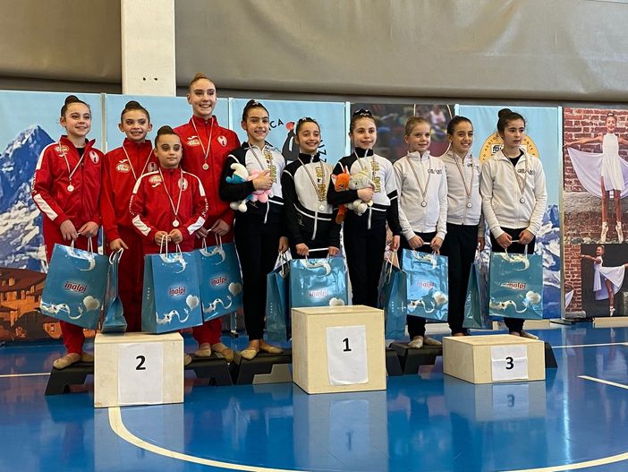 Ginnastica Ritmica: il Club des Sports riparte con due successi e un secondo posto in serie D Ginnastica Ritmica: il Club des Sports riparte con due successi e un secondo posto in serie D