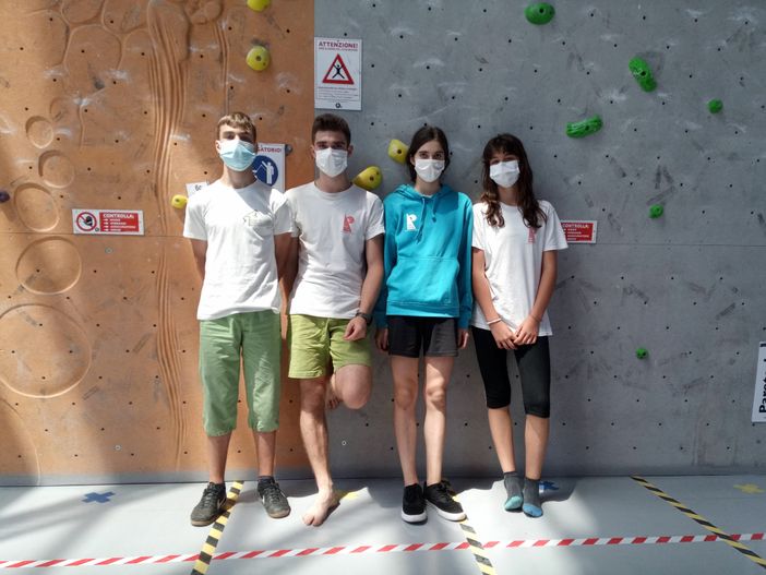 Da s: Fassino Michael Nicolas Charbonnier Claire Charbonnier, Margot Savoye