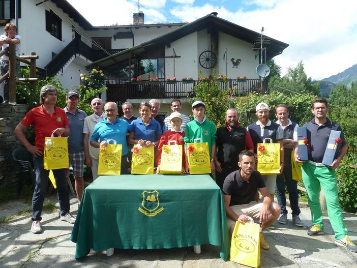 Da sinistra a destra: Giancarlo Grange, Michel Gal, Giuseppe Borbey, Paolo Caselli, Elisa Vitton Mea, Rolando Real, Lorenzo Bottoglia, Edy Incoletti, Xavier Avoyer, Marco Edifizi, Loris Farinet, Simone Meggiolaro, Bruno Nex e Diego Farinet