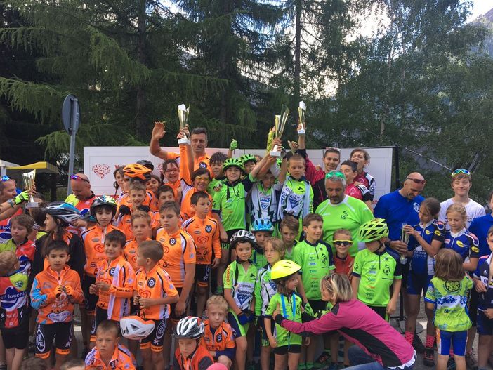 Ciclismo: Al Gs Lupi Valle d’Aosta la prima tappa del Grand Prix Giovanissimi Ciclismo: Al Gs Lupi Valle d’Aosta la prima tappa del Grand Prix Giovanissimi