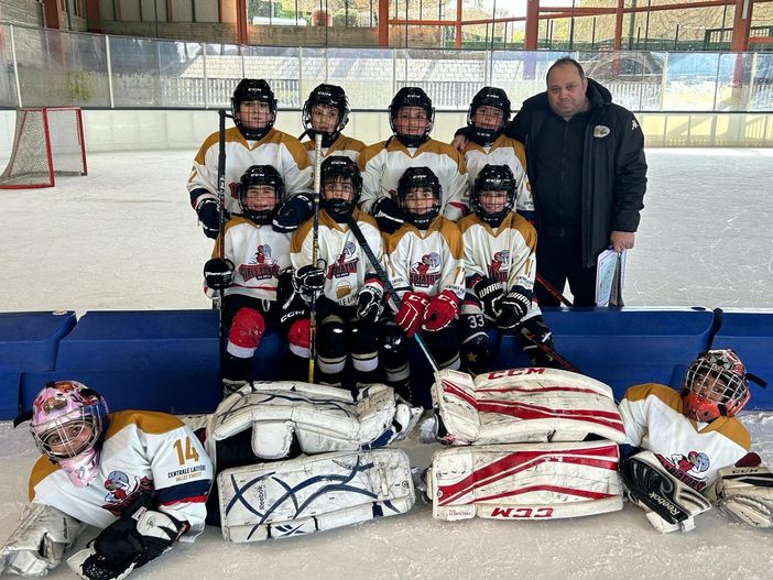 Hockey su ghiaccio: Gladiators Aosta, record per la squadra Under 16