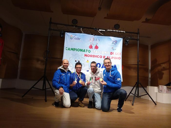 Da sinistra l’allenatore nazionale Chadel Jean Paul, i due atleti Alex Grivon e Daniel Brunod, e il commissario tecnico nazionale Alberto Stella