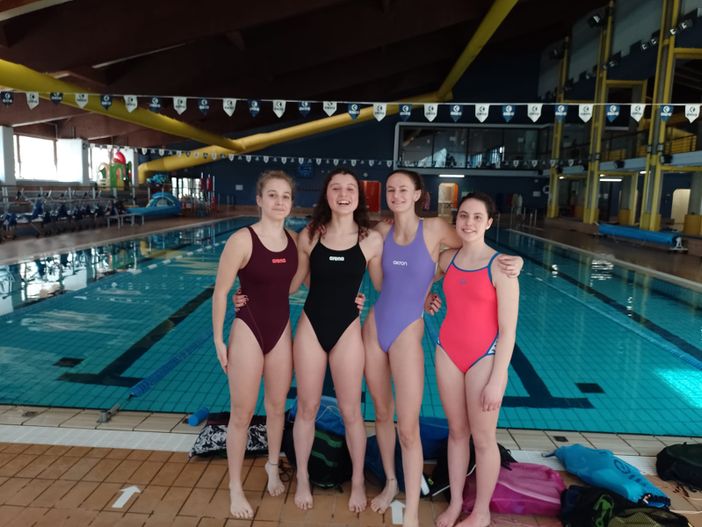 La staffetta Juniores, da sx Lin Pigliacelli, Alice Aldini, Nicole Louvin e Gaia Valenti